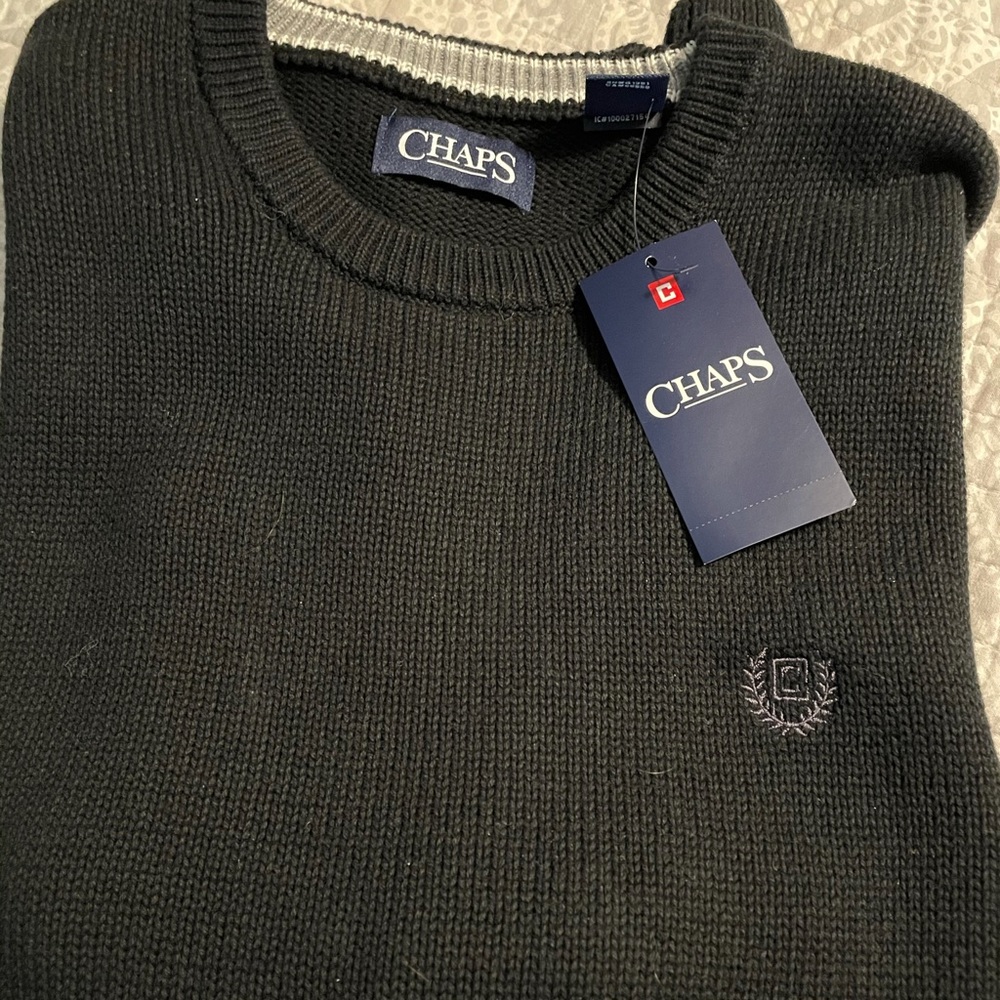 Men’s chaps sweater.